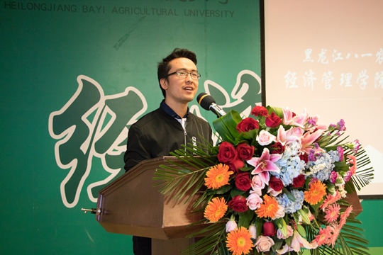校友赵军林进行创业事迹分享.jpg
